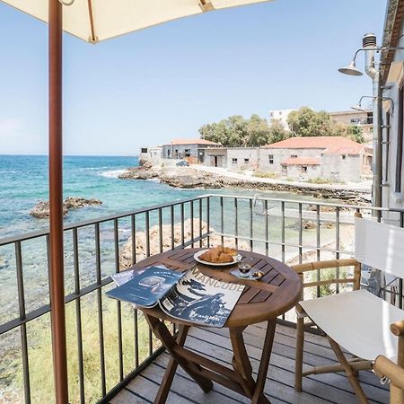 הוילה חאניה Kito- Transformed House On The Water'S Edge מראה חיצוני תמונה
