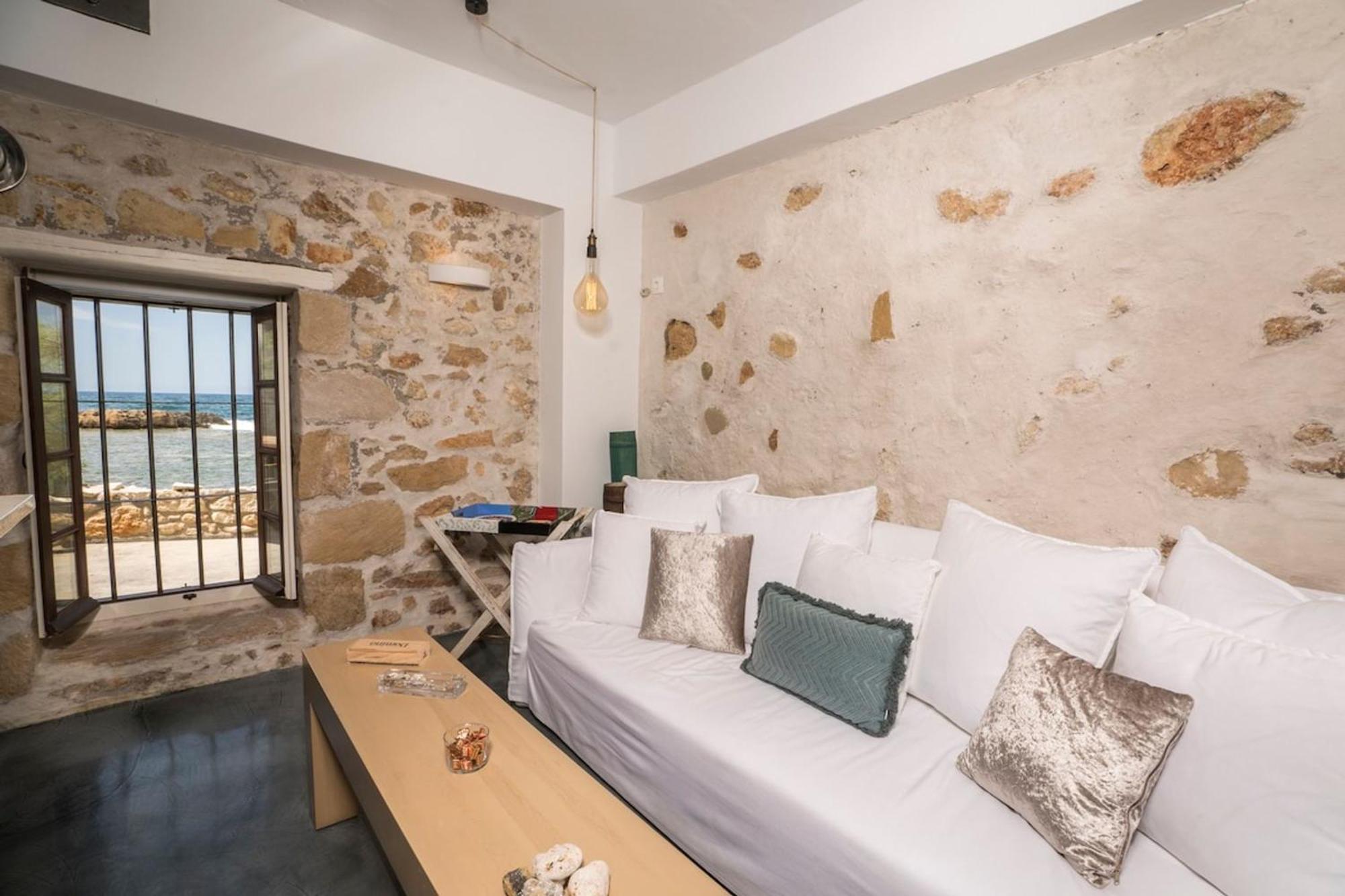 הוילה חאניה Kito- Transformed House On The Water'S Edge מראה חיצוני תמונה
